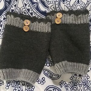 Knit boot socks with ruffle and button detailing